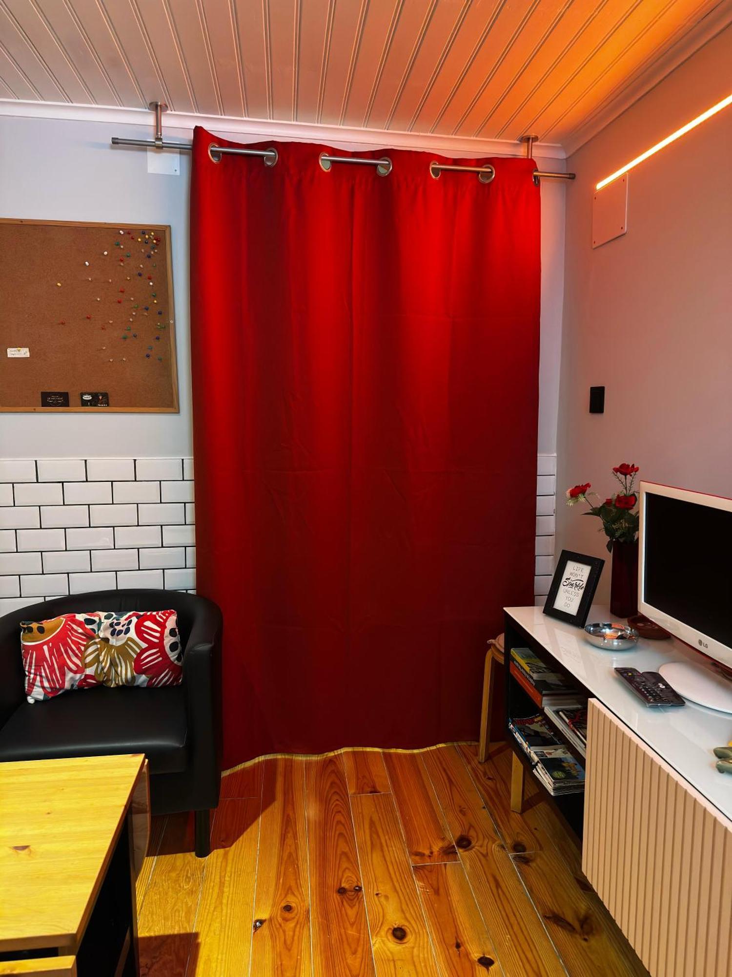 Lisbon Underground Apartment Екстериор снимка